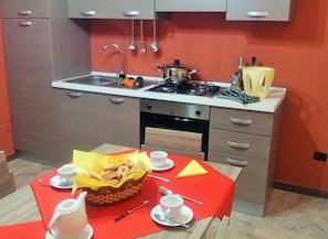 Villa, 4 Bedrooms, Private Pool | In-room dining