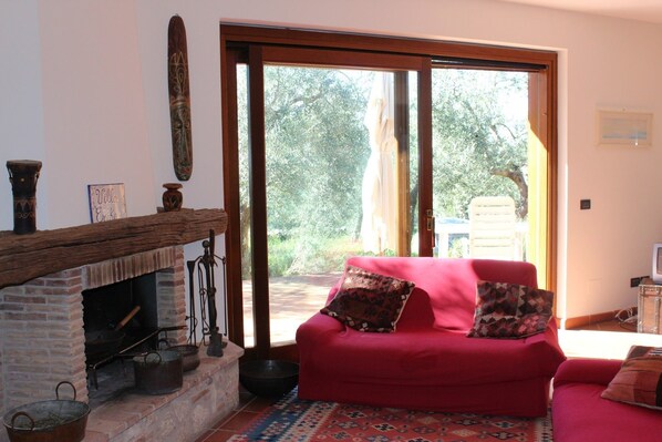 Villa, 2 Bedrooms | Living area | TV, fireplace