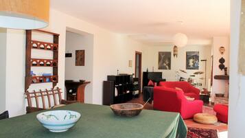 Villa, 2 Bedrooms | Living area | TV, fireplace