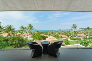 6 Bedrooms Villa | Terraza o patio