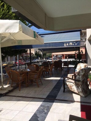 Esmorzar diari continental gratuït 