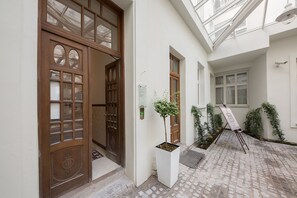 Exterior - ShortStayPoland Noakowskiego - B30 (Warsaw)