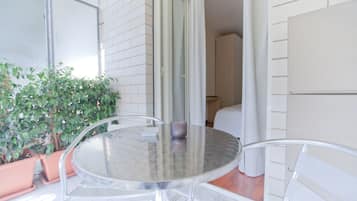 Comfort Double Room, Shared Bathroom | Balcony