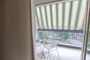 Chambre Simple Standard, salle de bains commune | Balcon