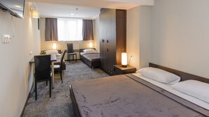 Family Room | Egyptian cotton sheets, premium bedding, down comforters, pillowtop beds - Hotel Reverence (Tbilisi)