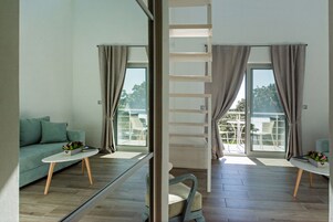Ropa de cama de alta calidad y minibar con artículos gratuitos 