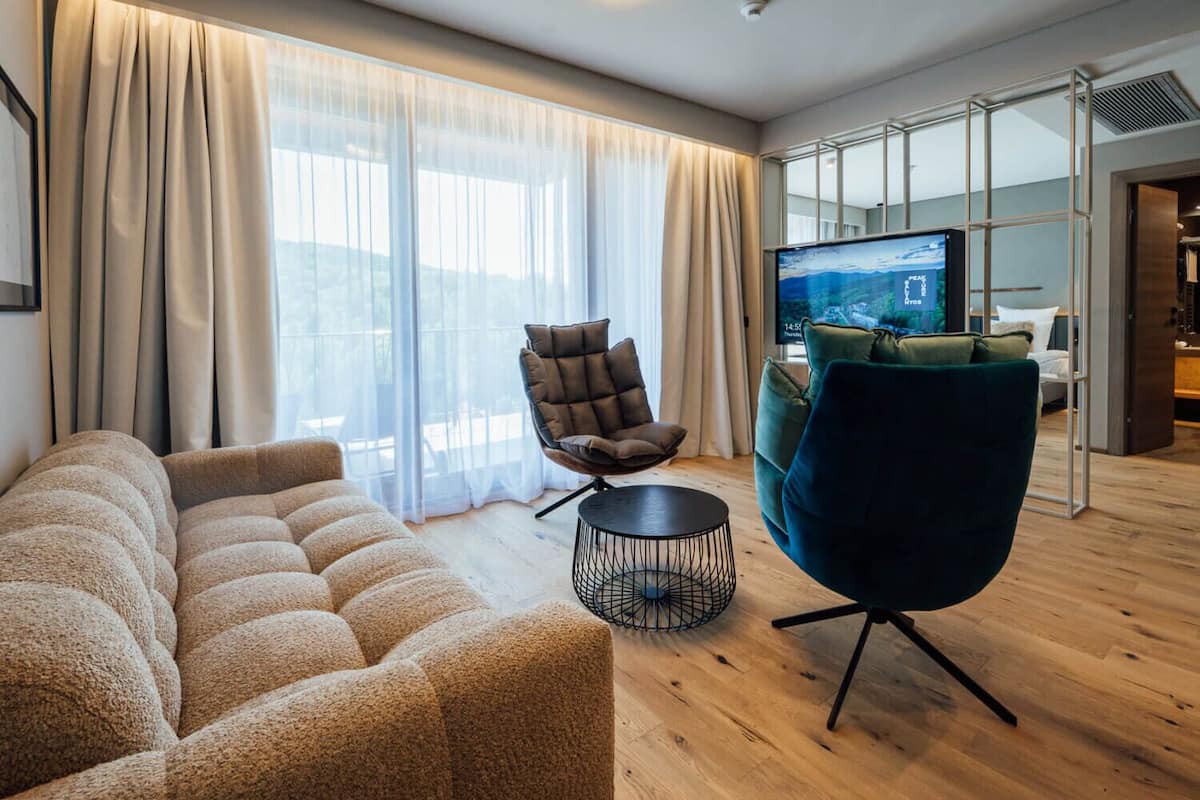 Apartamento luxo | Área de estar | TV de tela plana