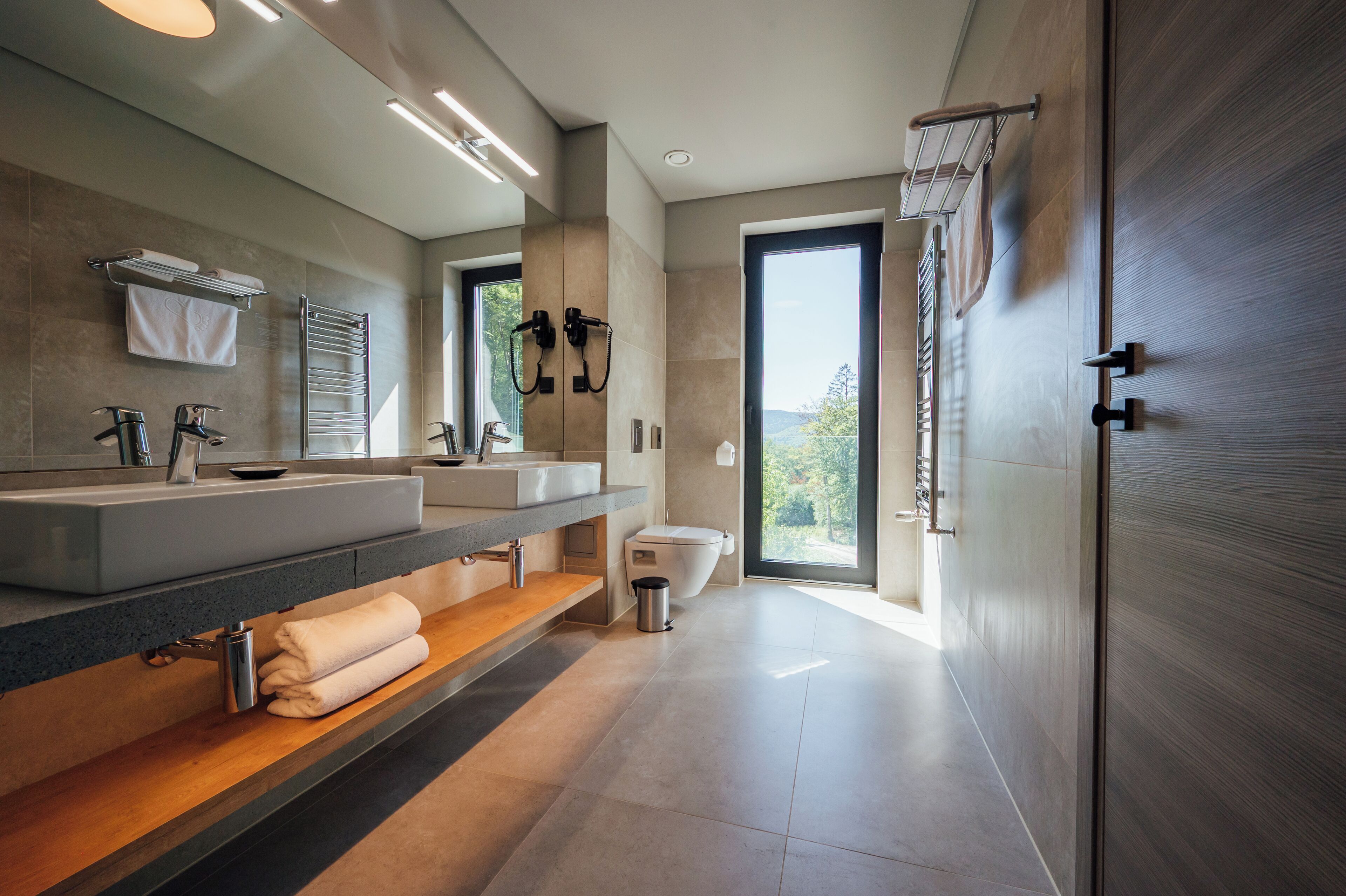 presidential suite, 1 bedroom | bathroom | shower, free toiletries, hair dryer, bathrobes