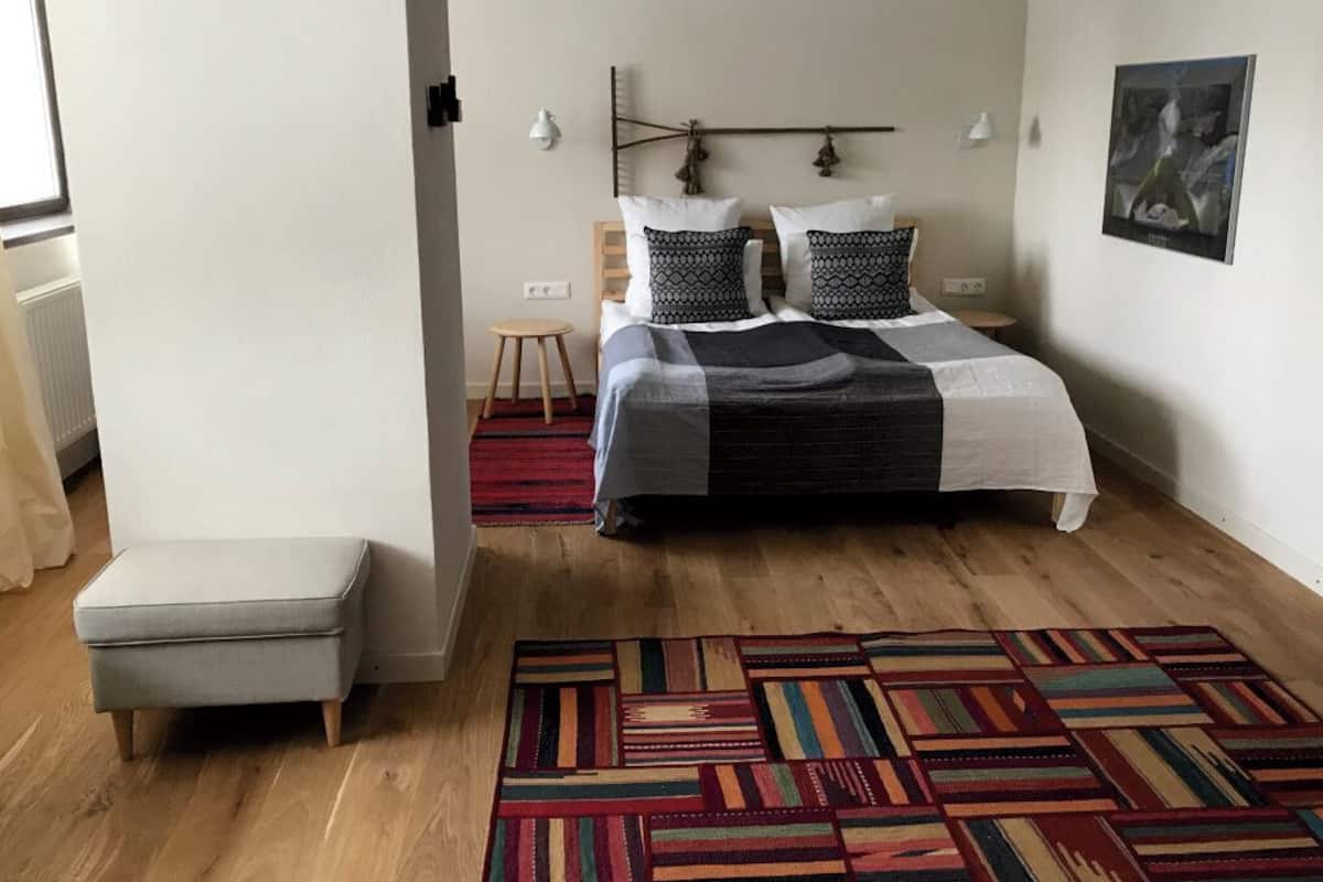 Apartamento | 1 quarto, frigobar, cofres nos quartos, escrivaninha