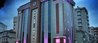 Rhiss Hotel Bostanci