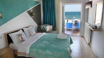 Superior Double Room, Sea View | In-room safe, desk, laptop workspace, iron/ironing board
