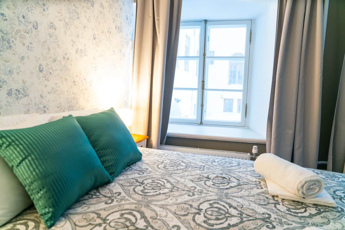 Chambre Deluxe Double ou avec lits jumeaux (Les carabiniers)
