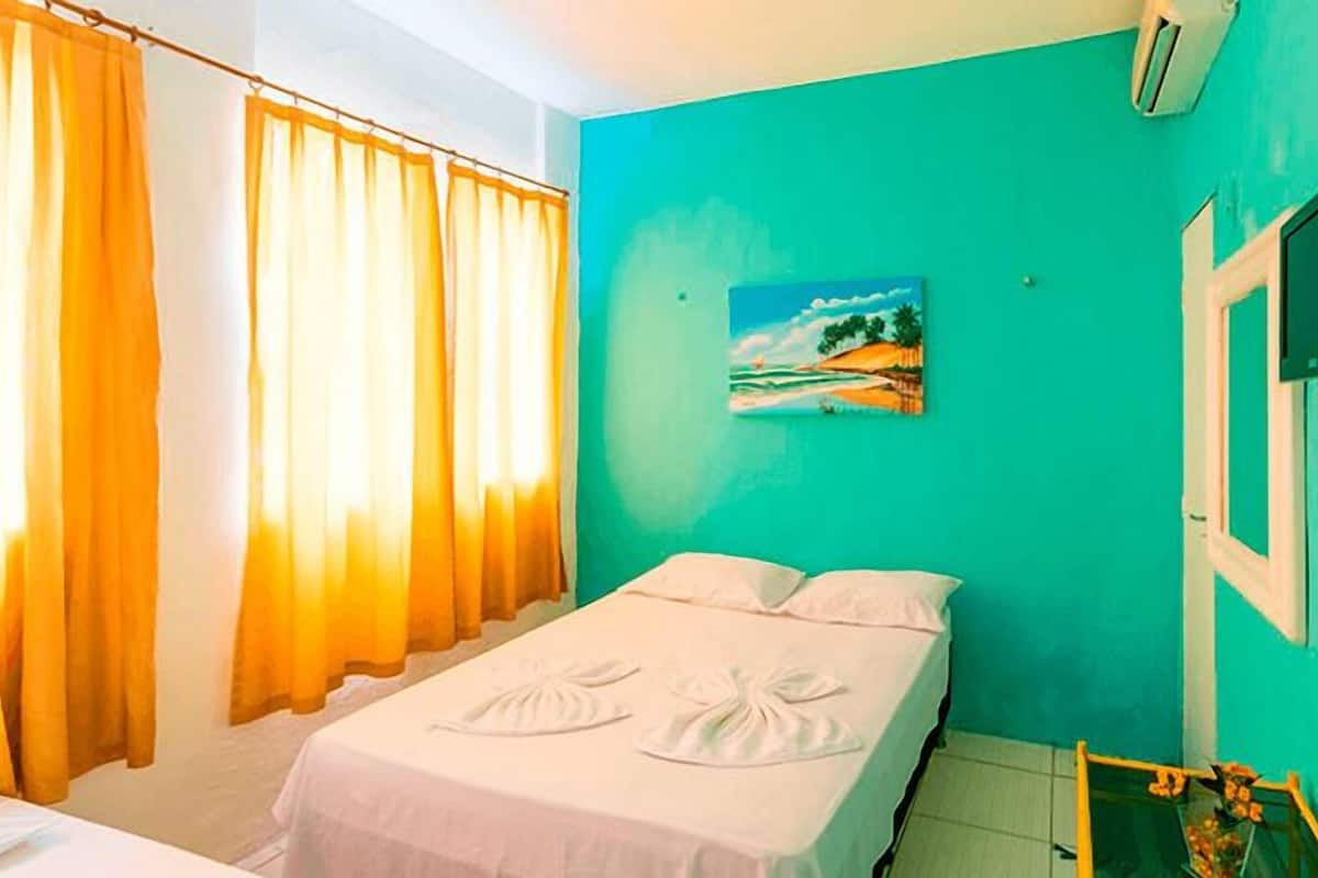 Habitación doble | Escritorio, wifi gratis y ropa de cama