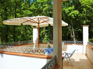 Villa, 3 Bedrooms | Terrace/patio