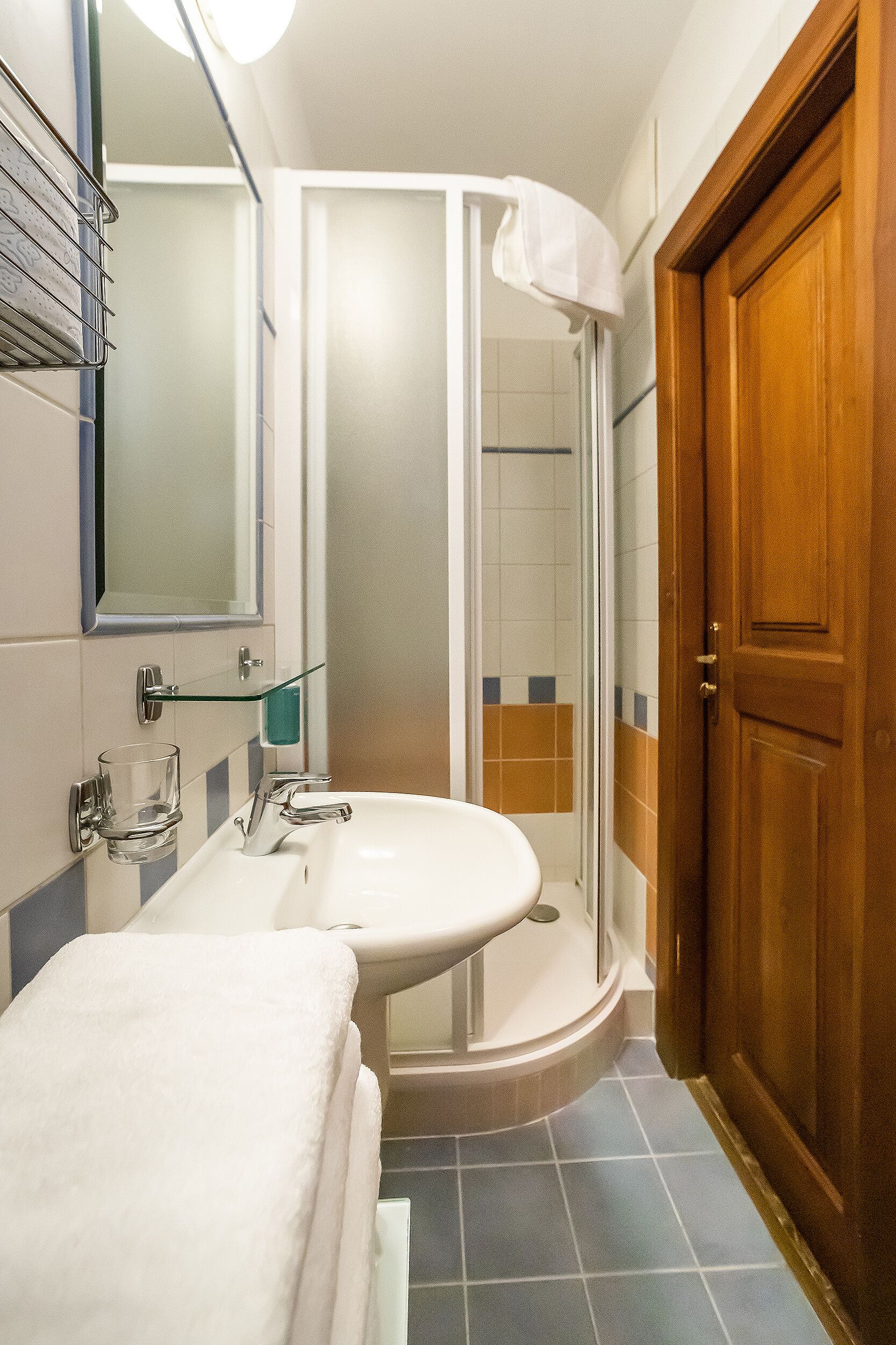 Double or Twin Room | Bathroom | Shower, free toiletries, hair dryer, towels