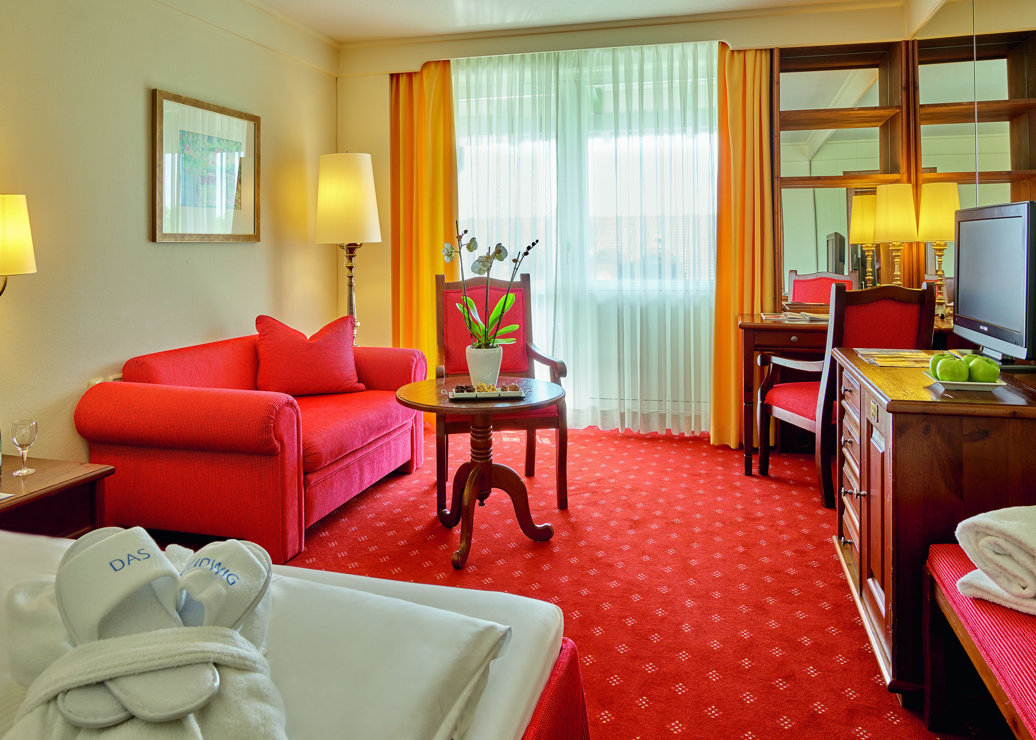 premium bedding, in-room safe, desk, rollaway beds