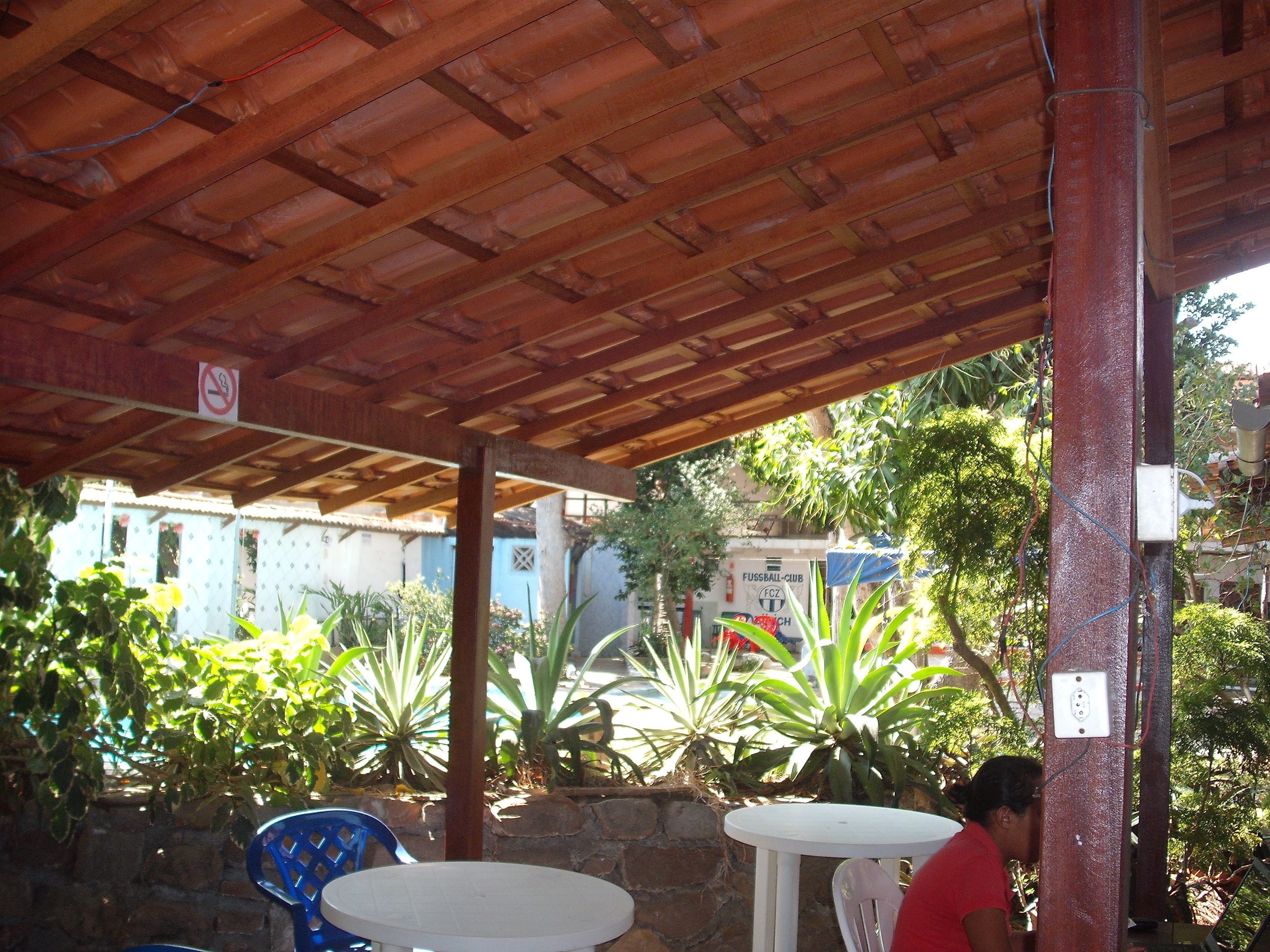 Café da manhã self-service grátis todos os dias