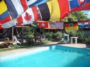 Outdoor pool - Pousada Chalé Suiço (Parnaíba)