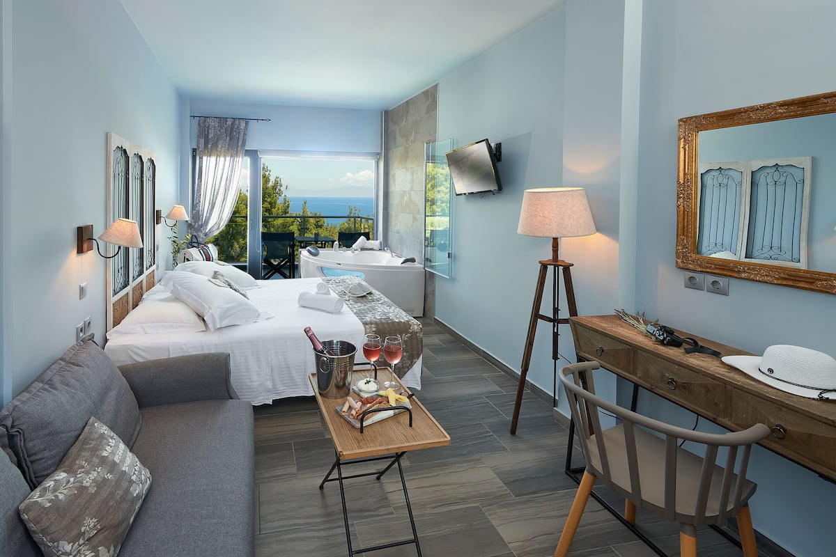 Panoramic Suite, Sea View | 1 bedroom, premium bedding, pillowtop beds, minibar