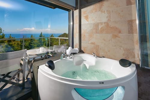 Panoramic-Suite, Meerblick | Badezimmer