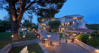 Mirabilia Boutique Hotel