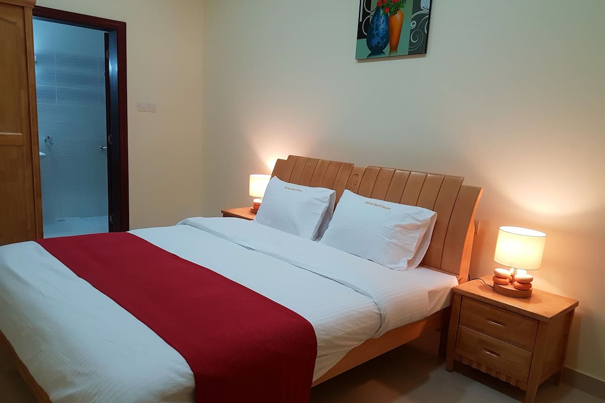 Suite Deluxe | 1 camera, una cassaforte in camera, ferro/asse da stiro, Wi-Fi gratuito
