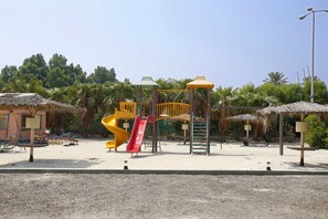 Außen-Kinderspielplatz