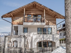 Front of property - Les Gomines BB (Marebbe)