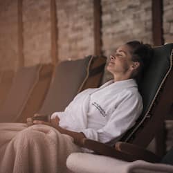 Couples treatment rooms, sauna, hot tub, steam room, body treatments