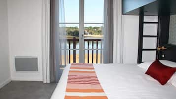 Desk, free WiFi, bed sheets, wheelchair access