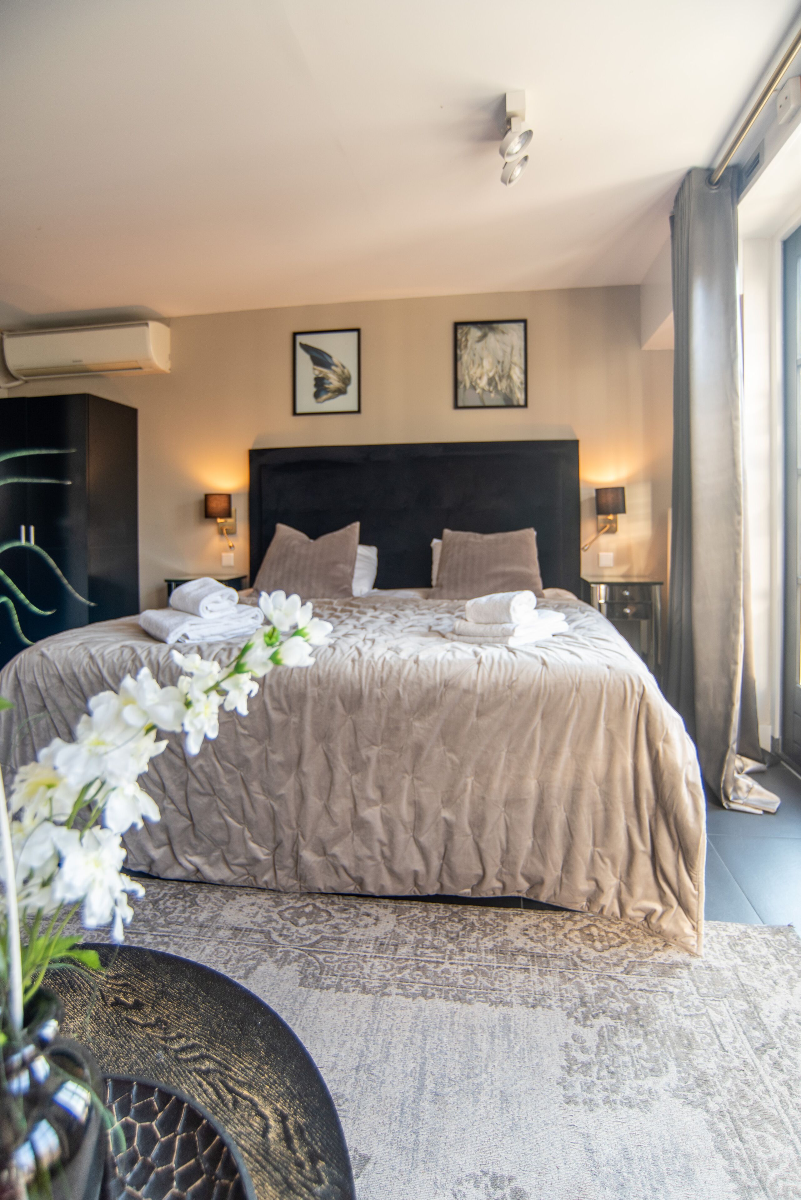 Studio Deluxe | Bureau, chambres insonorisées, fer et planche à repasser, Wi-Fi gratuit