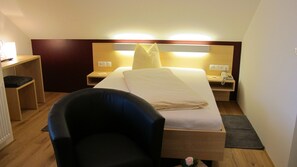 Comfort Single Room, 1 Bedroom, Balcony, Mountain View | Bathroom