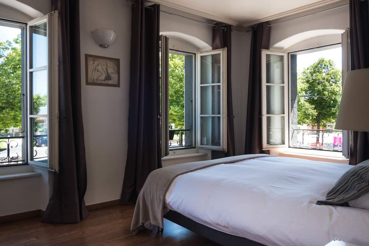 double room, lake view | in-room safe, desk, blackout curtains, iron/ironing board