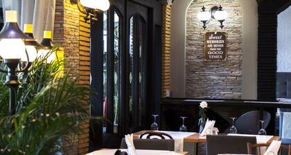 Ambra Boutique Hotel & Bistro