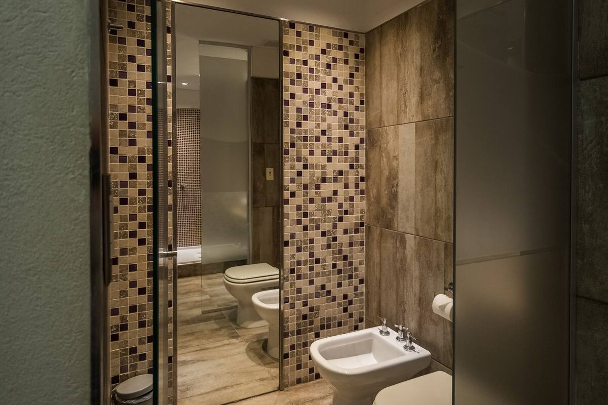 standard con balcon | bathroom | free toiletries, hair dryer, bidet, towels