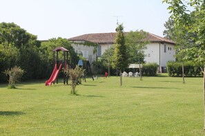 Children’s play area – outdoor - Corte Roeli (Malalbergo)
