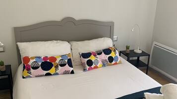 Soundproofing, iron/ironing board, free WiFi, bed sheets