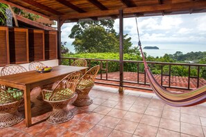 Oceanview Suite | Balcony - Villas Nicolás - Adults Only (Quepos)