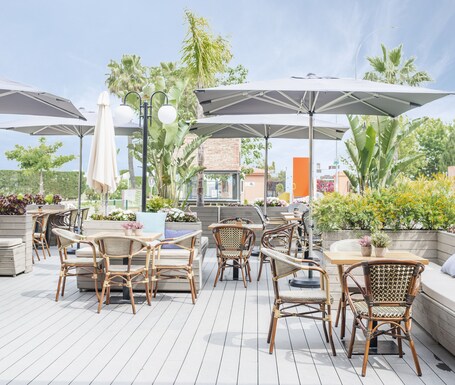 Sevilla Green Suites - view 2