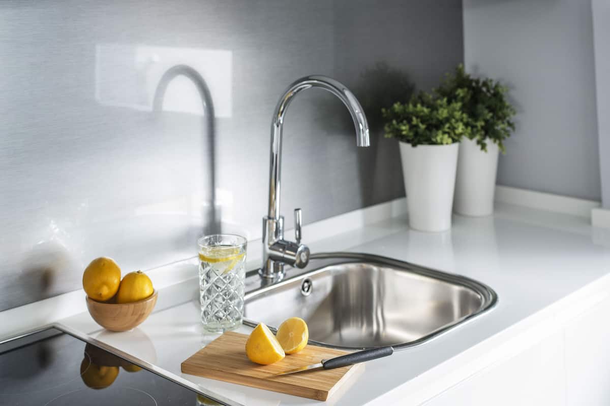 deluxe studio | private kitchen