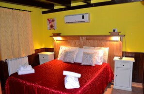 Doppel- oder Zweibettzimmer