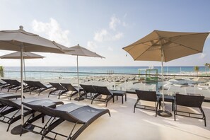 Sun deck - Melody Maker Cancun - All Inclusive (Cancun)