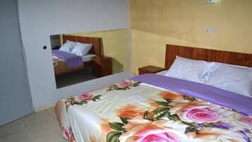 Chambre Confort | Décoration personnalisée, ameublement personnalisé, rideaux occultants