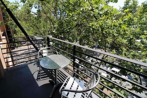 Departamento estándar, 1 cama King size y sofá cama | Balcón