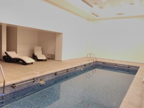 Indoor pool, outdoor pool