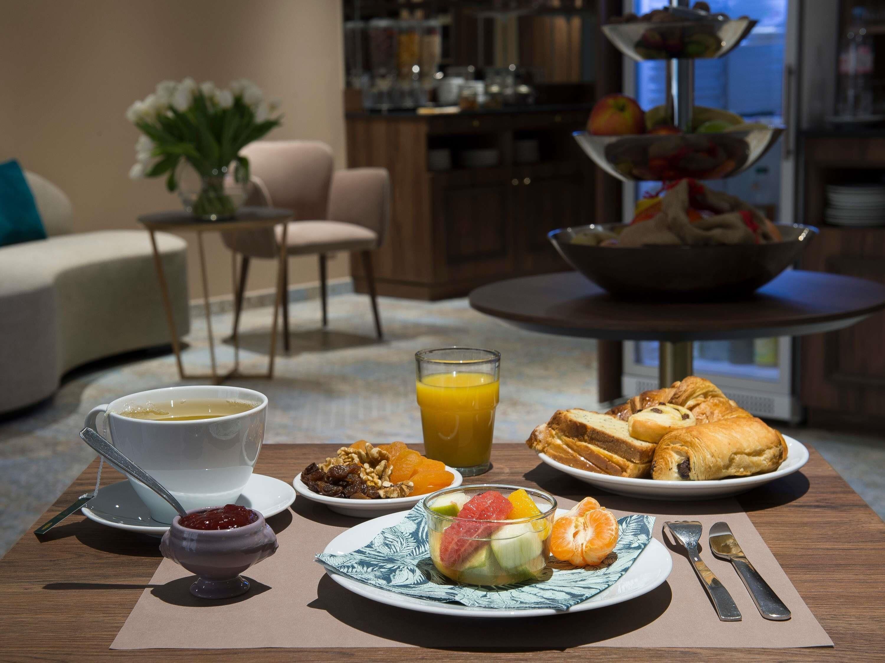 daily buffet breakfast (eur 19 per person)