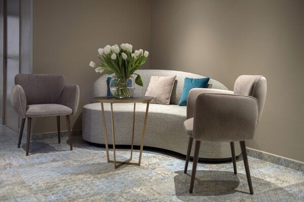 Àrea amb seients del vestíbul