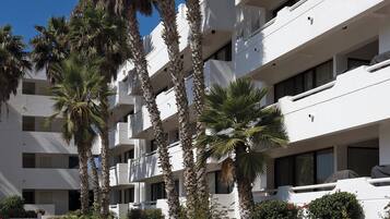 Mặt tiền nơi lưu trú