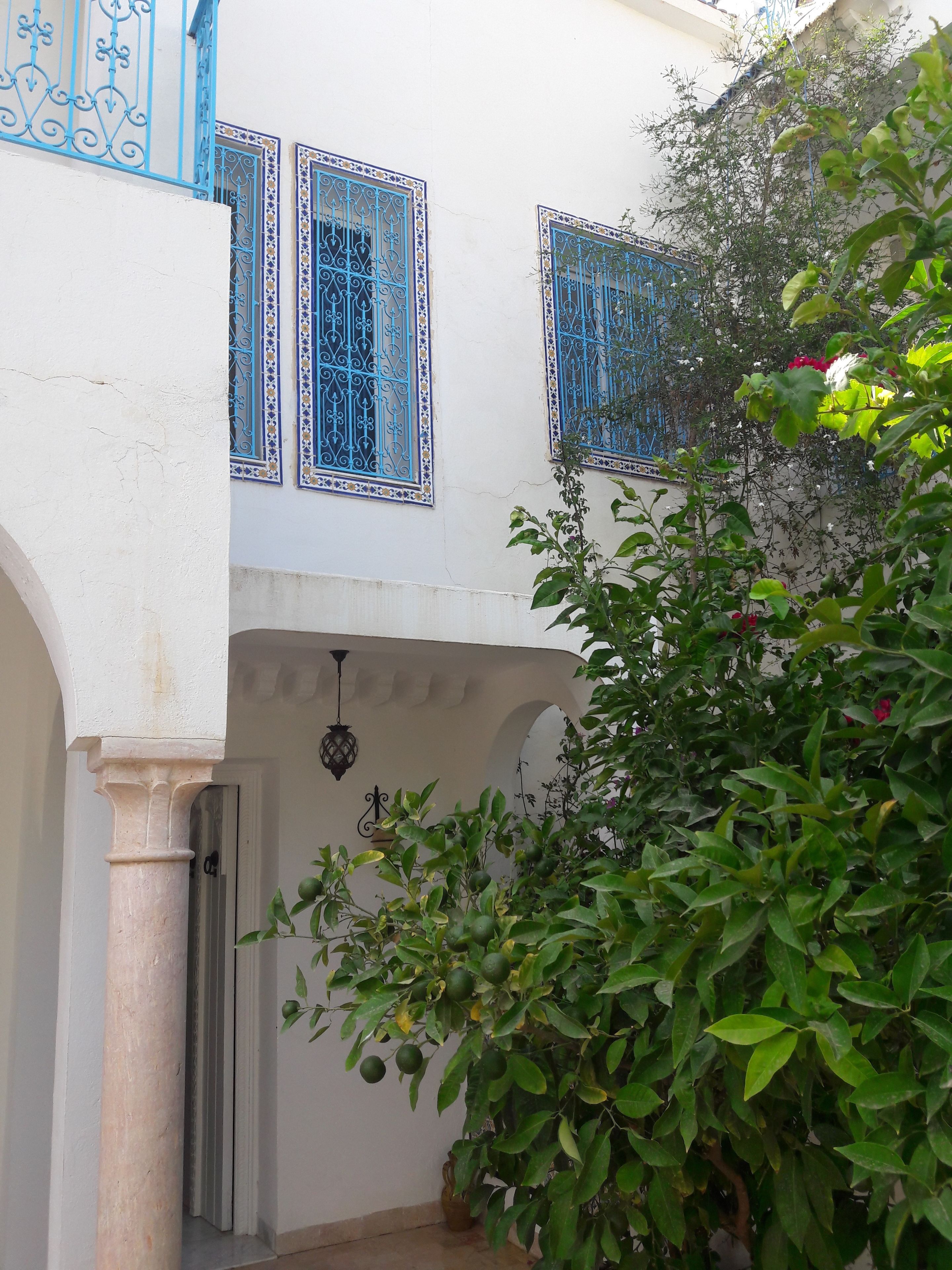 Pintu masuk hartanah