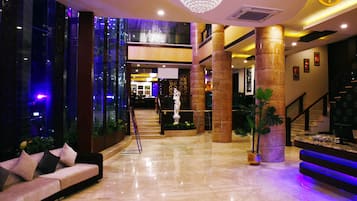 Quầy tiếp tân